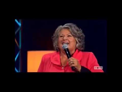 Ginette Reno chante "Tu es là" pour Céline Dion