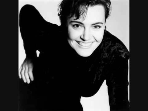 Michaela Fukačová -  Martinů 7 Arabesques Nr. 4 Allegro