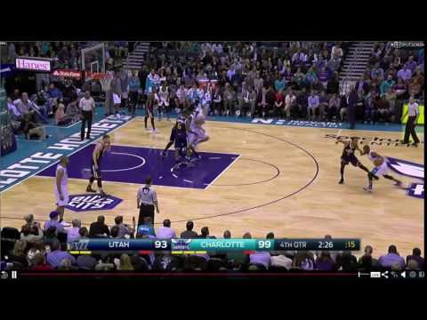 Kemba blow by