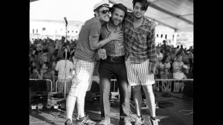 Middle Brother - Theater