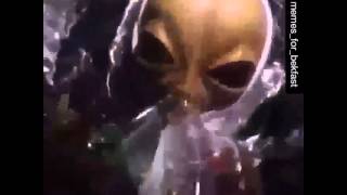 Let&#39;s get it - Cash out(alien damn he&#39;s on miley)