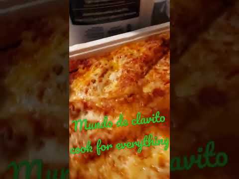 Michael Angelo's Lasagna with meat sauce