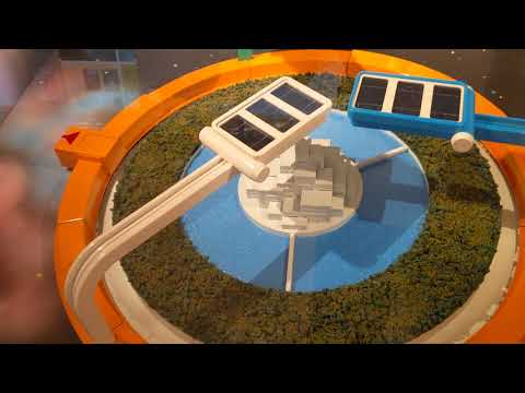 Juego de luces brillantes en paneles Museo de Ciencias Infantiles de la ciudad de Takasaki