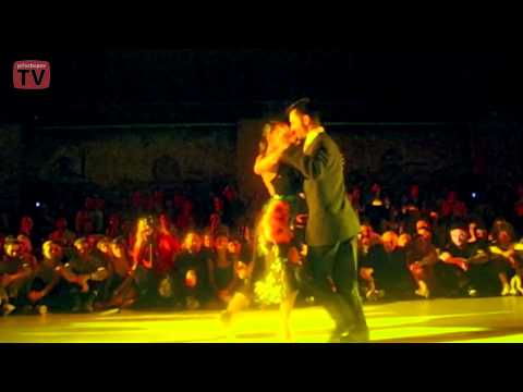  Javier Rodriguez  and  Virginia Pandolfi  are  dancing  to  a  tango