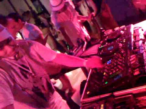 DJ Ical (Basement House) @ Sundaze White, Segara