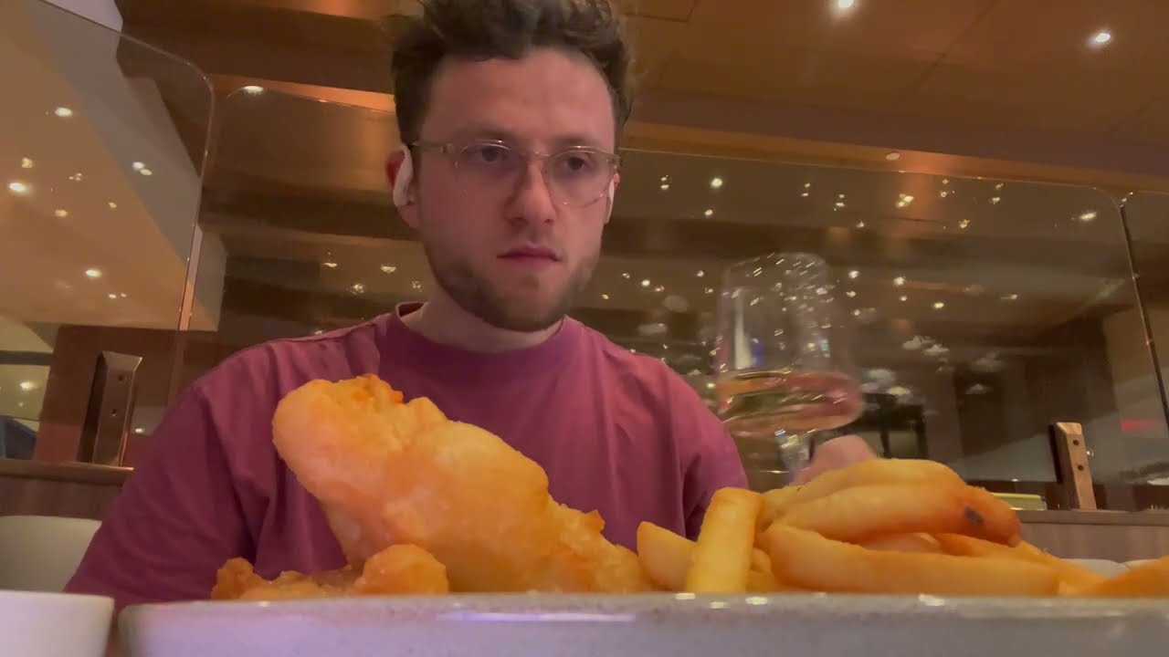 American Airlines/British Airways Greenwich Lounge thumbnail