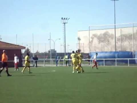 Minuto 21. El 1-0 para el Lugo "B" anotado por Miguel Ángel