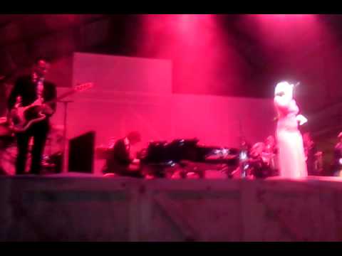 Hooverphonic op 125 jaar AEG!!! Dat Was Top (3)