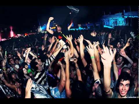 Delivio Reavon & Aaron Gill ft Phatt - Dancing (Michael Brun Remix)