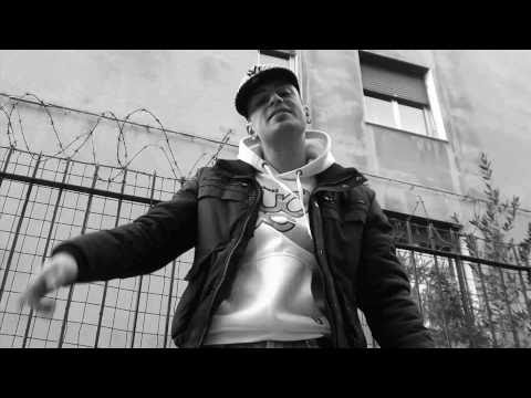 OUTRACK - "Il Naufragar M'é Dolce In Queste Strade" - 2011 - (Street Video HD)