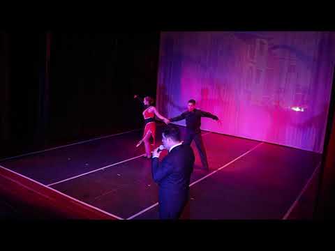 ENTRE TANGOS Y GATOS  TEATRO ACHA !!!