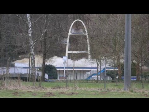 Sprengung Sprungturm in Kulmbach am Samstag 19. März 2016