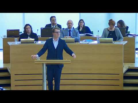 Ersatzfeiertagsgesetz – Lippmann: Gesetzgebungskompetenz liegt beim Bund