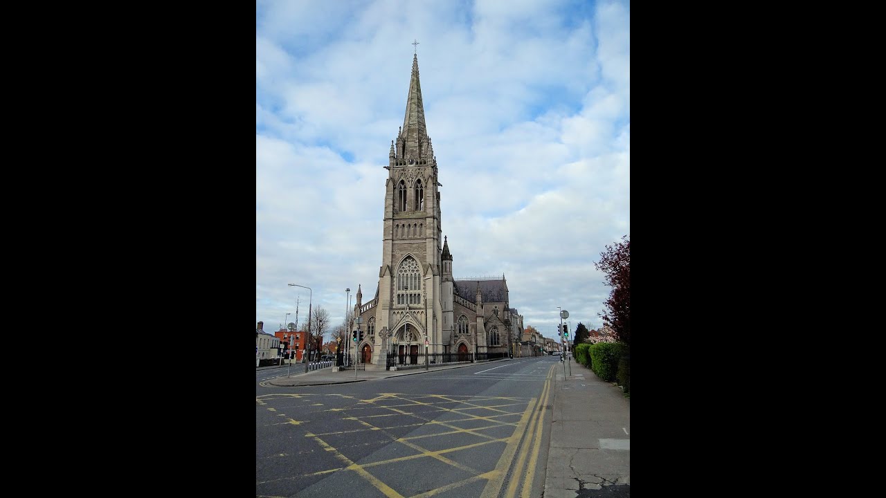Live webcam view of Cabra West Street View