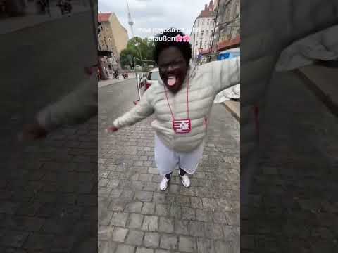 rosa rugosa mit 01099 und Lucry & Suena ist JETZT draußen🌸🌸 #blumengarten #01099