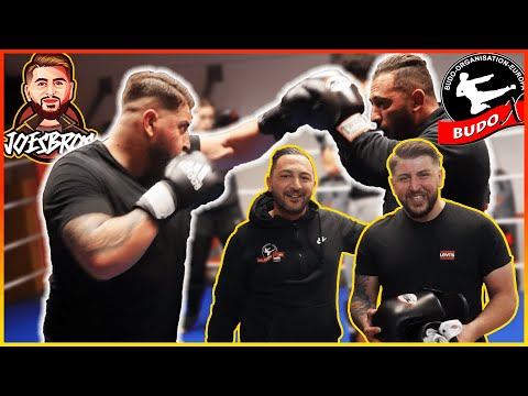 Erstes Kickbox Training mit zweifachem deutschen Meister Yasin Özdemir | Budox Sportteam 🥊