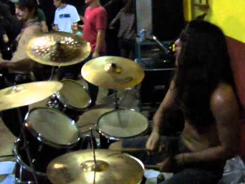 Vítimas Da Miséria (VxDxMx) - Homofobia não @ - Pará de Minas MG, 18/12/2011