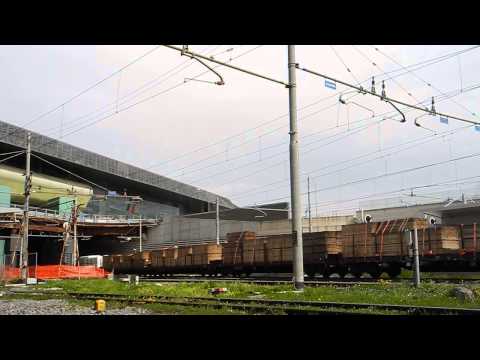 Taurus World Record 1216.025 - E190.025 in transito a Roma Tiburtina