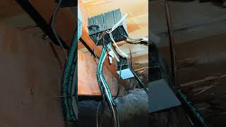 Live cloth-wrapped wiring found in an open junction box 😳 Old house surprises! ⚡
