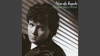 Kadr z teledysku Una Vita Senza Lacrime tekst piosenki Nino de Angelo