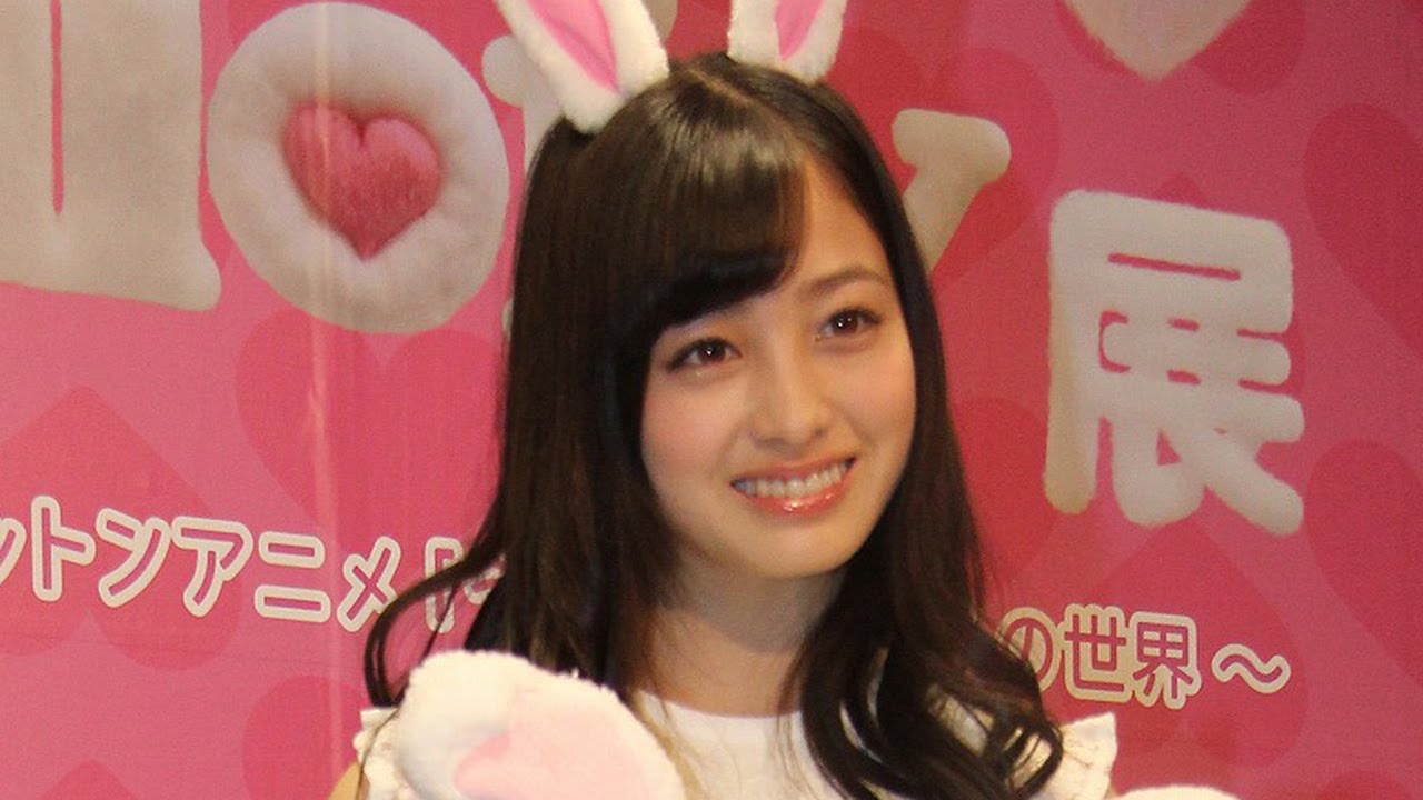 動画 橋本環奈が うさ耳姿 に モフィ展 コットンアニメ うさぎのモフィ の世界 Mantanweb まんたんウェブ