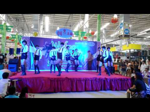 150131 RED building Cover 9Muses - Drama + Glue