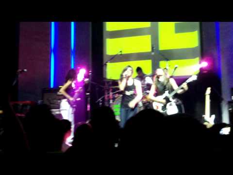 Eruca Sativa + Marilina Bertoldi - Lo que no ves, no es