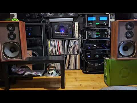 Allied Tandy 1968 Radio Shack RS Nova-7 with McIntosh MC352.