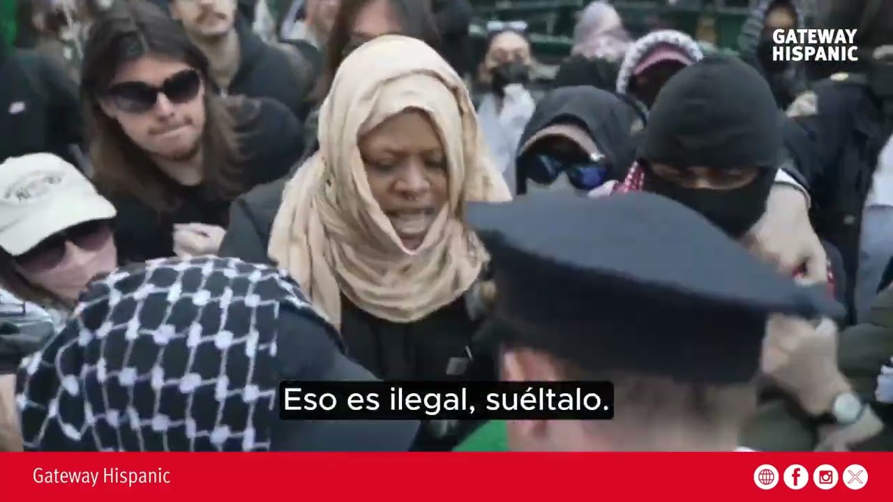 Radical rioters attack NYPD officers in New York City