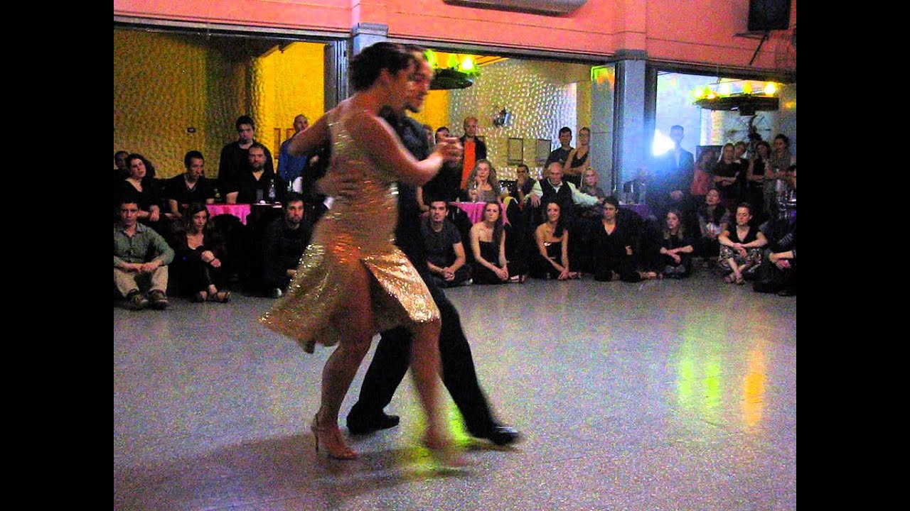 GUILLERMO CERNEAZ y GABY MATALONI en Viva La Pepa Milonga (2/4)