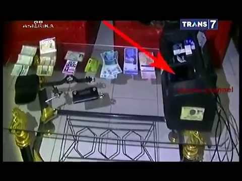 Redaksiana Trans 7 - Pembuat Uang Palsu Ditangkap Saat Curi Kotak Amal - 8 April 2015