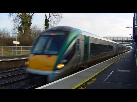 Irish Rail 22000 Class ICR Train - Dublin Heuston to Cork Service