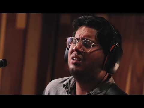 Alien In Transit - La Juanita