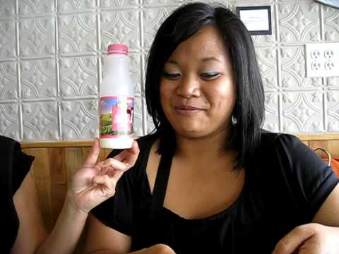 Chi-Town DINE-aries:  Molly's Cupcakes in Lincoln Park - Red Velvet