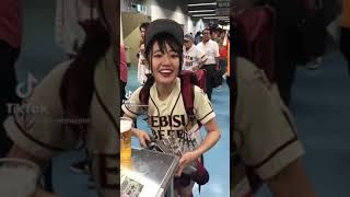 【TikTok】話題の売り子♡たまらんね