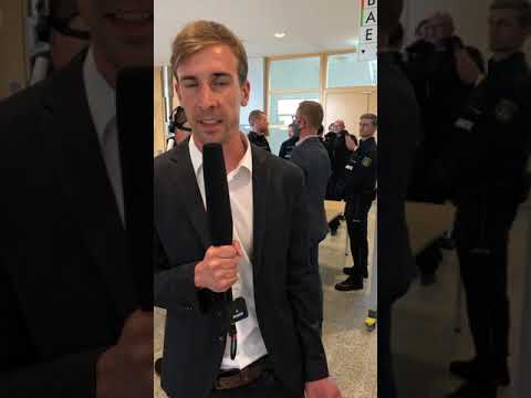 Pause am ersten Prozesstag - ein erstes Zwischenfazit