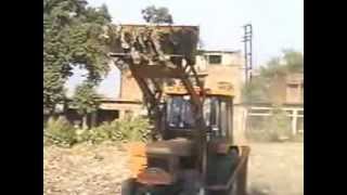 preview picture of video 'Backhoe Loader with 6in1 Bucket on Sonalika DI 60 Tractor'