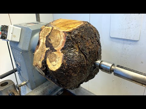 Woodturning - Watch What I Did To This Tree Wart 