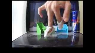 REDBULL Finger breaking (BREAK dance)!