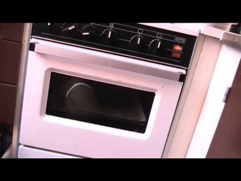 Ruuanlaitto puuhissa