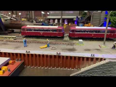 Tief im Westen - Bau einer Modellbahn in H0 - Teil 9 - die Hütte lebt