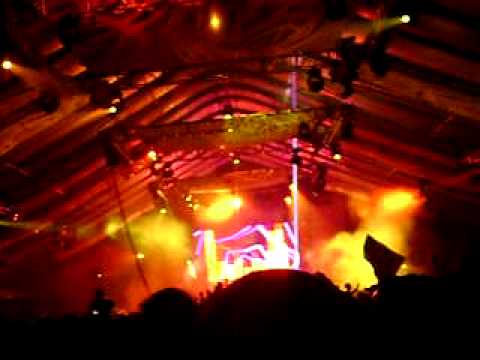 [Liquidemotions.com]Together As One 2011 Dada Life Part 1