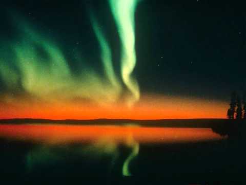 Tupac Pretty Lights - Still Moving