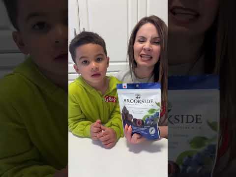 Brookside Dark Chocolate Flavoured Blueberries and Acai #shorts