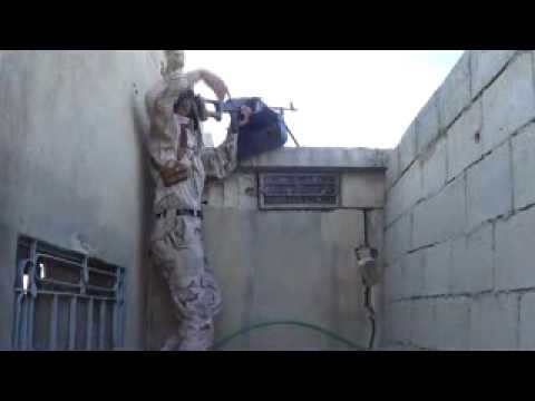 استهداف تحركات قوات النظام داخل معسكر وادي الضيف في ريف ادلب بواسطة رشاش بي كي سي من قبل لواء أحرار العشائر