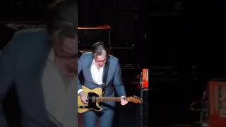 Joe Bonamassa - Boogie With Stu 2017 #ledzeppelin #guitarsolo #liverock