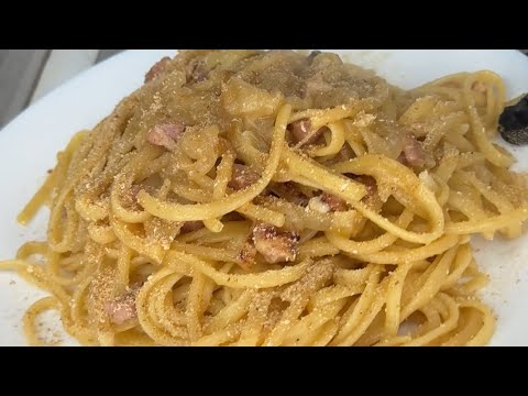 Spaghetti con cipolle rosse e pancetta ❤️😋 #pastatime #pastarecipes #food #cucinelli #italy 