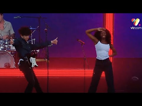 The 1975 - She's American - Live at Lollapalooza Chile 2019