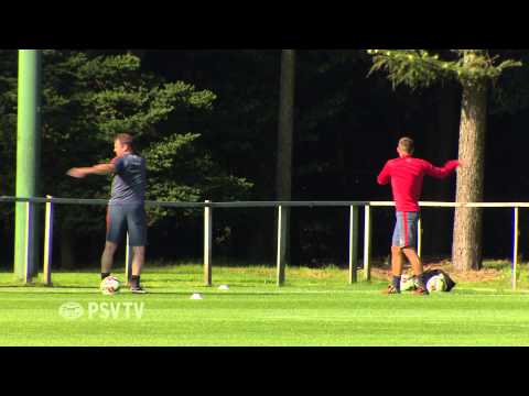 PSV gaat uit van eigen kracht tegen Estoril