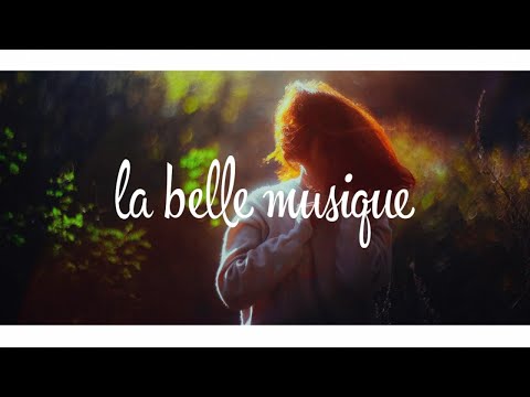 AFSHeeN x Rebecca Ferguson – Uncrazy